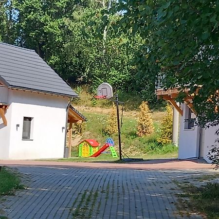 Resort Holiday Natural - Gosciniec Zacisze Chmielno Extérieur photo
