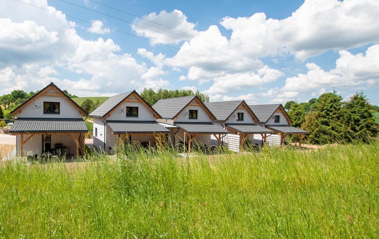 Resort Holiday Natural - Gosciniec Zacisze Chmielno Extérieur photo