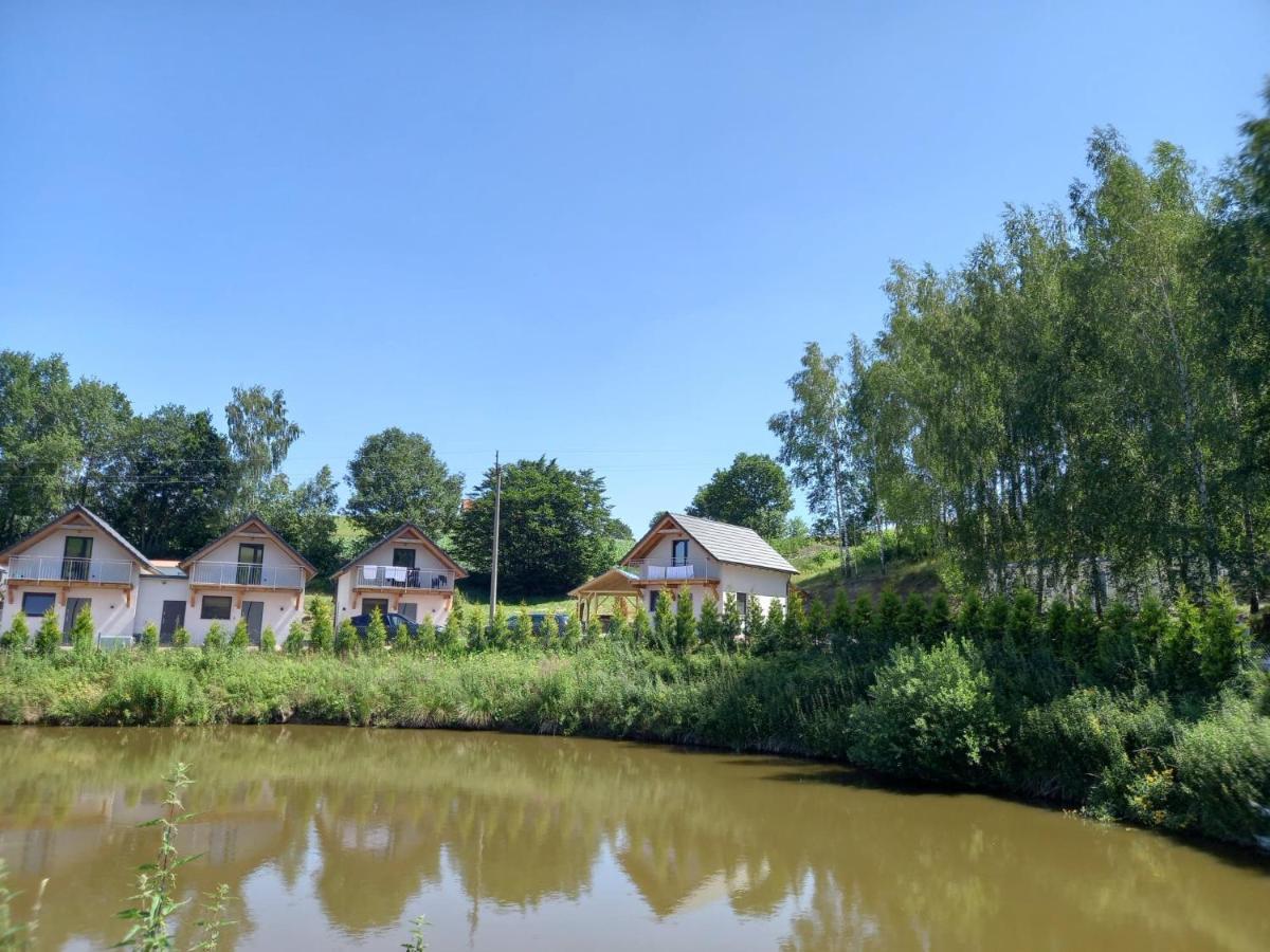 Resort Holiday Natural - Gosciniec Zacisze Chmielno Extérieur photo