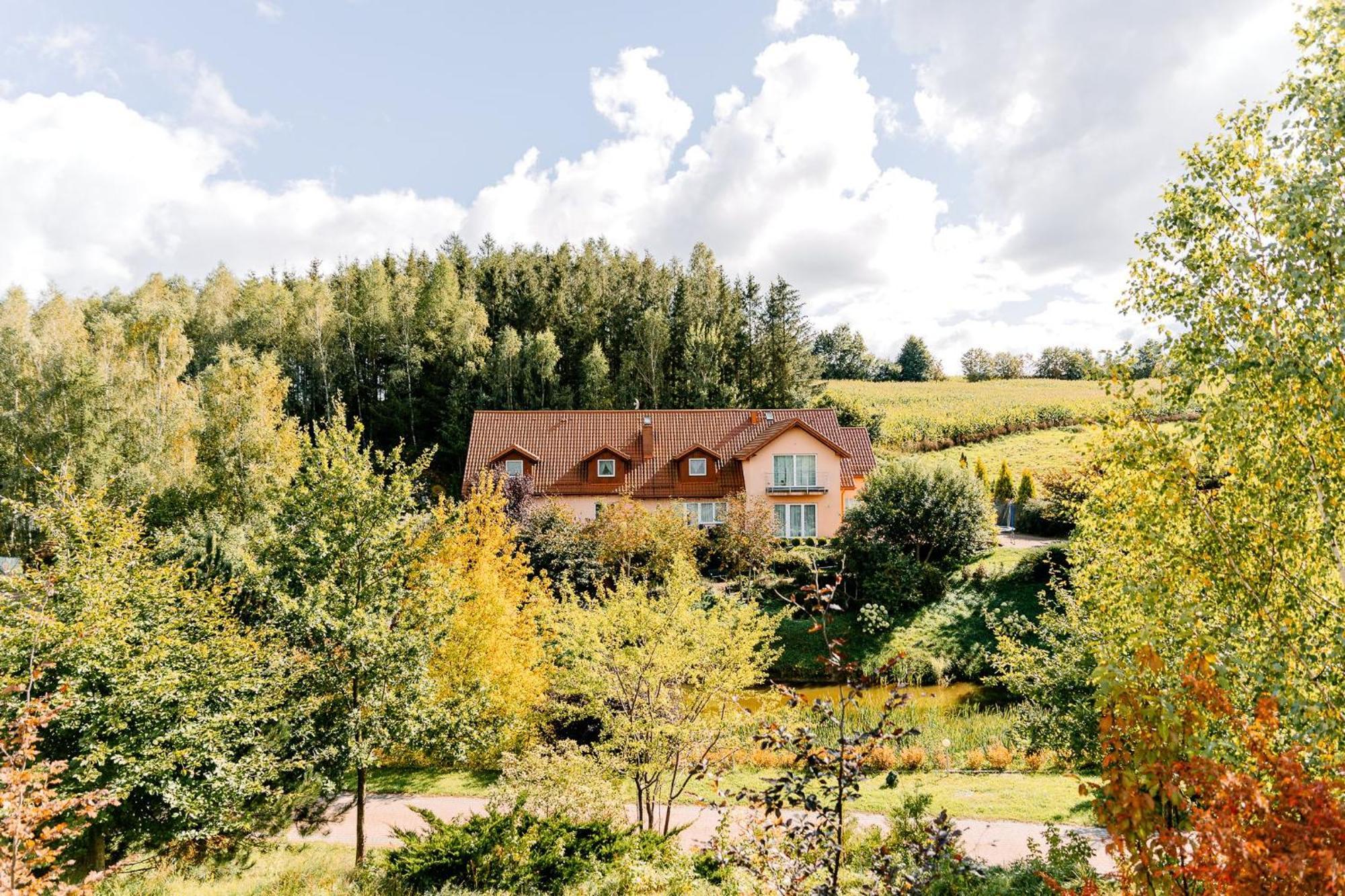 Resort Holiday Natural - Gosciniec Zacisze Chmielno Extérieur photo