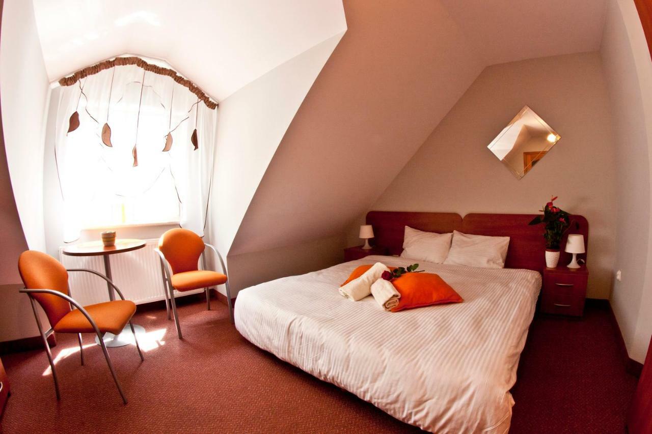 Resort Holiday Natural - Gosciniec Zacisze Chmielno Extérieur photo