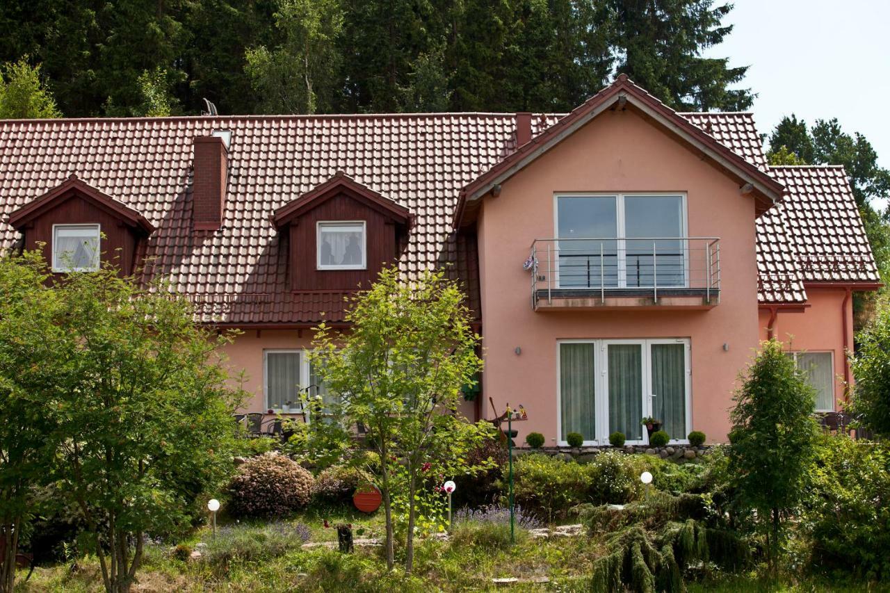 Resort Holiday Natural - Gosciniec Zacisze Chmielno Extérieur photo