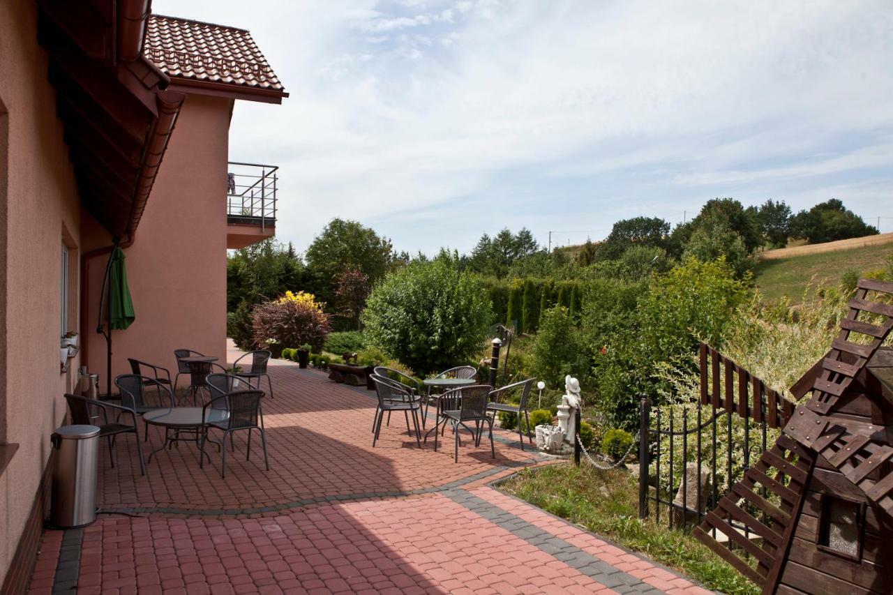 Resort Holiday Natural - Gosciniec Zacisze Chmielno Extérieur photo